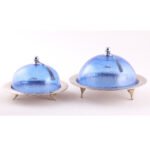 Set de 2 Cloches Présentoir à gâteaux haut de gamme en verre soufflé craquelé sur plateau en cuivre martelé fait à la main PM et GM – Image 5