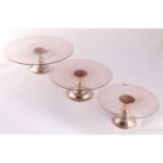 Set de 3 Assiettes Présentoir à gâteaux haut de gamme en verre soufflé craquelé sur pied en cuivre martelé fait à la main PM – Image 6