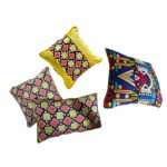 Coussin carré haut de gamme en tissu coton wax de qualité supérieure coloré triangle – Image 2