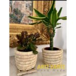 Cache pot rond en rose rustique tressé à la main en fibre naturelle de palmier – Image 3