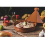 Tajine Marocain tradition rond avec couvercle en Céramique émaillée  "pâte à feu" PM – Image 3