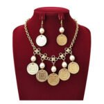 Coffret de Parure design vintage en filigrane et  cuivre trempé dans de l’or Une  pièce unique artisanal