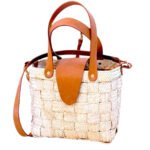Sac fashion à bandoulière haute gamme design vintage en tresses  croisée couleur naturel avec deux poignées et habillage en cuir véritable fabrication artisanal GM
