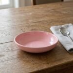 Assiette calotte en Rose nude haute de gamme en fine céramique fait main Ø 20cm – Image 2