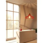 Suspension design Armin Home rouge en bois Suspension ajourée en lamelles de bois de style vintage fabrication artisanale T4 – Image 2