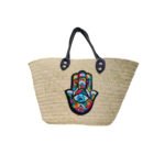Couffin fashion haute gamme en fibre végétale naturel avec deux poignées en cuir véritable texturé motif khamsa brodée main GM FMM 2207