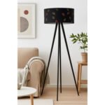 Lampadaire Trépied Scandinave de haute gamme en wax pied bois noble peint à la main de style vintage de la Collection Grand Classique N° 45 – Image 2