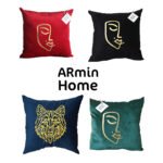 Coussin carrée bleu roi haut de gamme en velours de qualité supérieure motif loup brodé doré de style vintage – Image 3